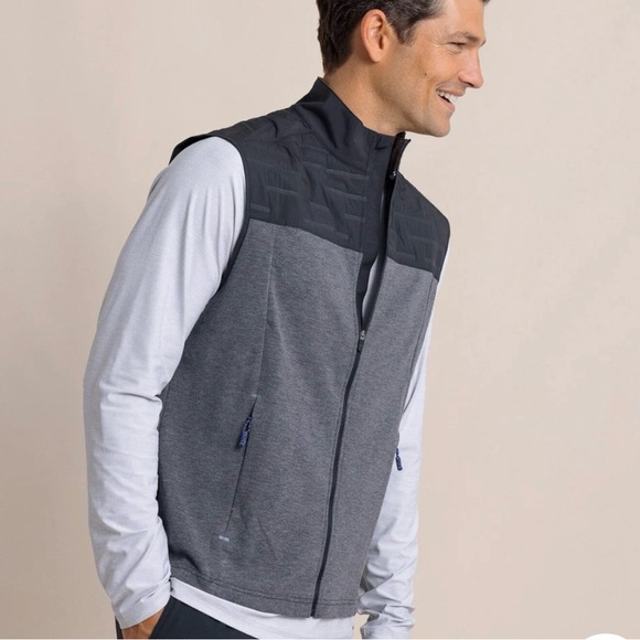 Southern Tide Coligny Quilted Vest NWT - Picture 2 of 9